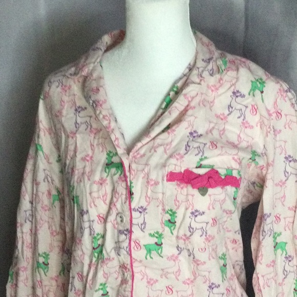 Victoria’s Secret Reindeer Button Down Sleep Shirt - Size S - Picture 2 of 3